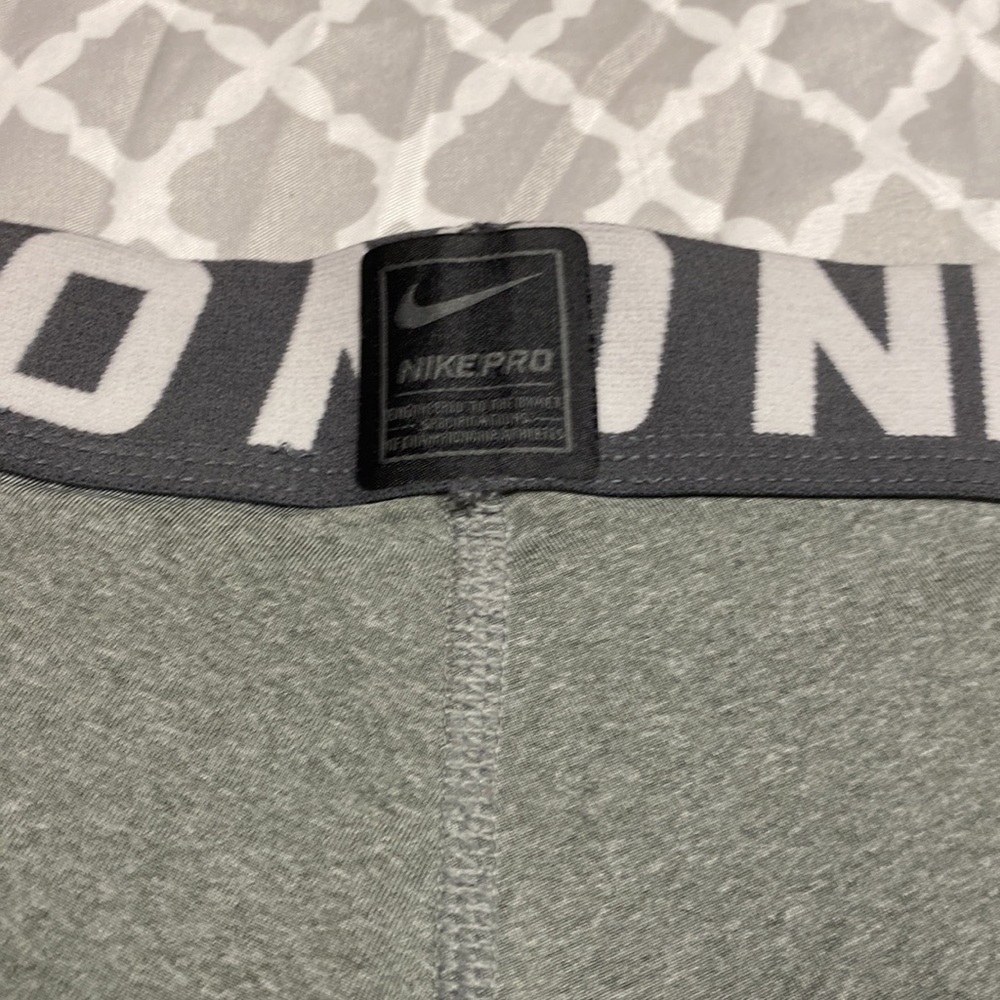 Nike Pro Dri-Fit. - Picture 4 of 6